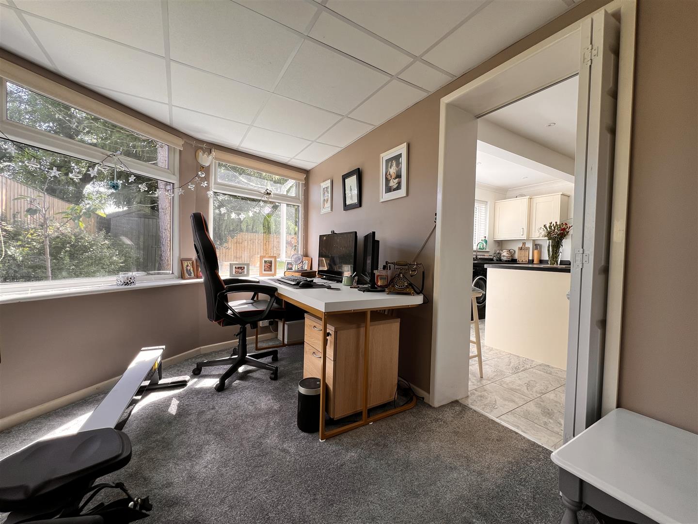 Study/Bedroom 4: